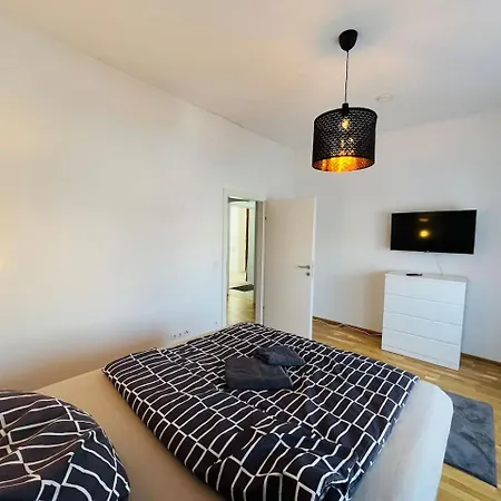 Living Eggenberg 17 *