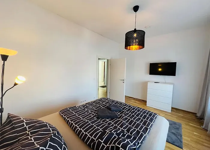 Living Eggenberg 17 *